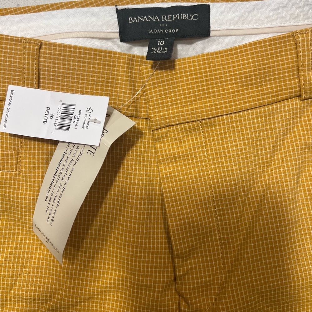 Banana Republic Sloan Crop size 10